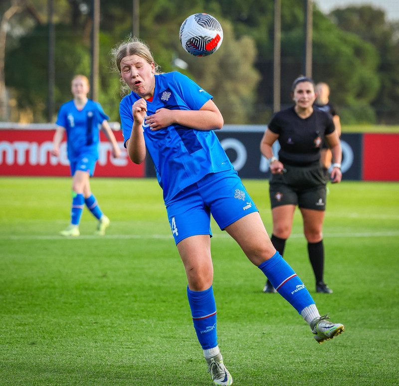 Myndaveisla 1: U15 tapaði gegn Portúgal í fyrradag