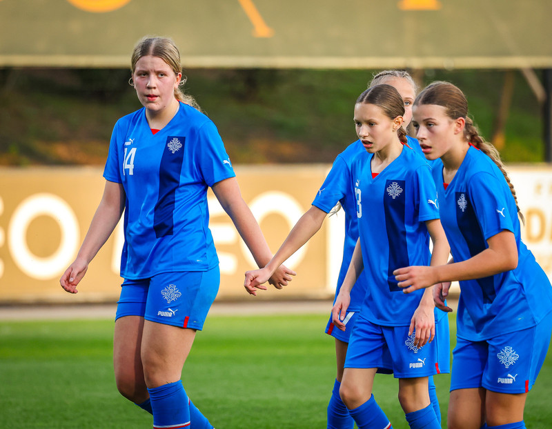 Myndaveisla 1: U15 tapaði gegn Portúgal í fyrradag