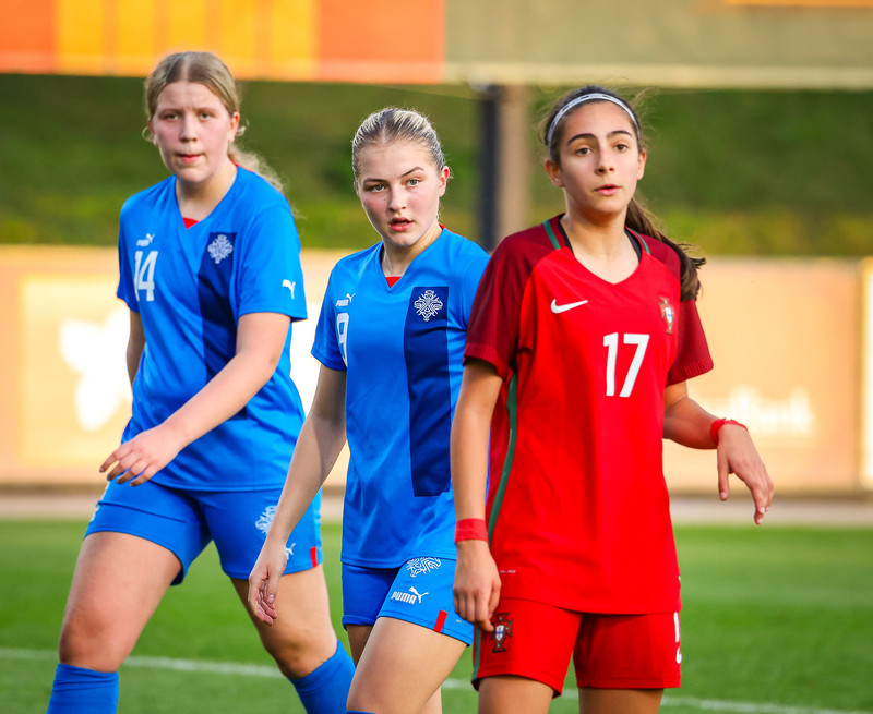 Myndaveisla 1: U15 tapaði gegn Portúgal í fyrradag