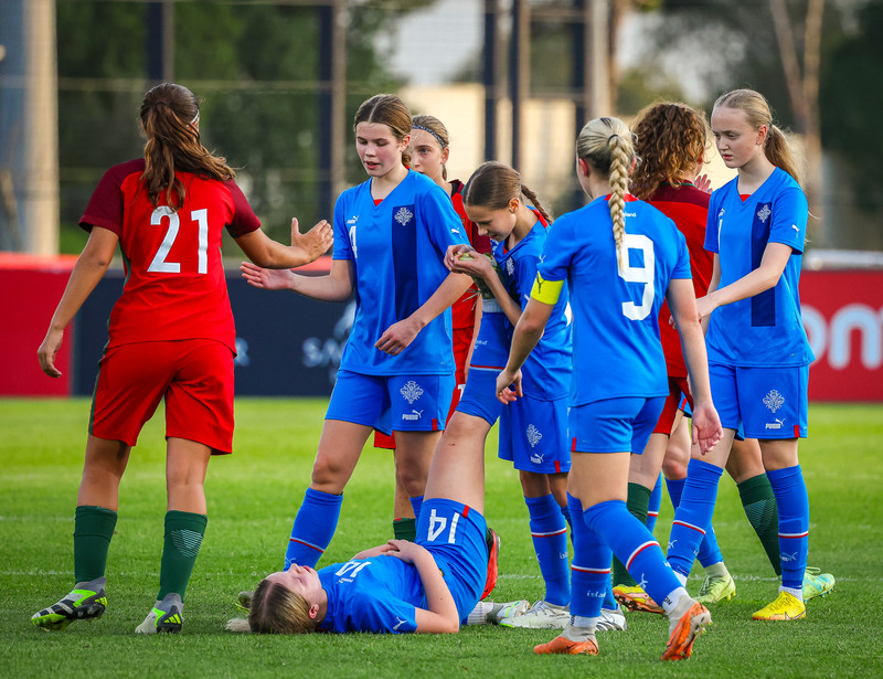 Myndaveisla 1: U15 tapaði gegn Portúgal í fyrradag