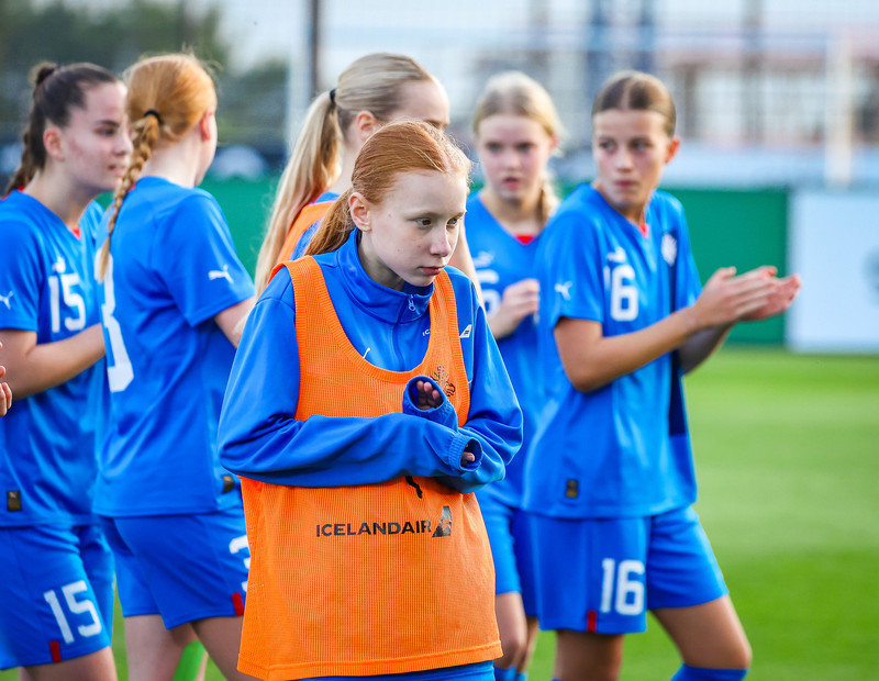 Myndaveisla 1: U15 tapaði gegn Portúgal í fyrradag
