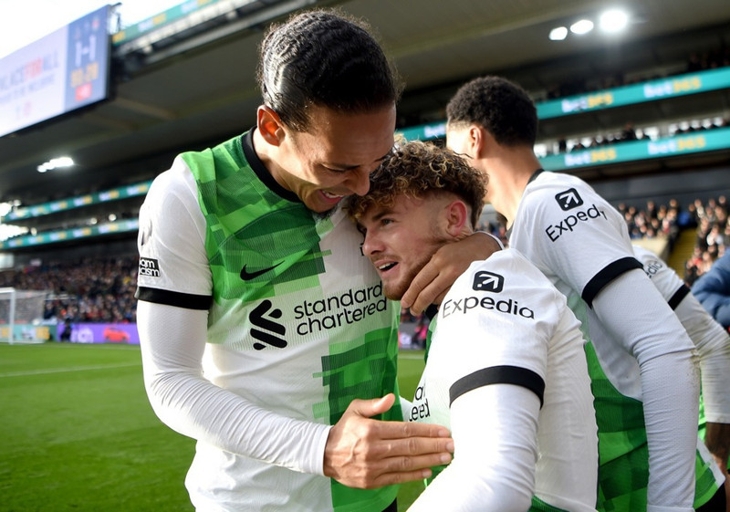Harvey Elliott og Virgil van DIjk áttu góðan leik