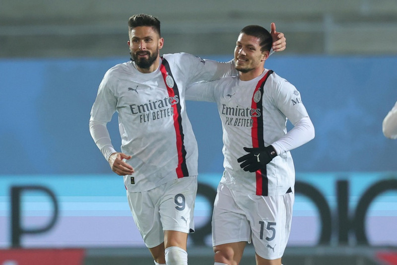Ítalía í dag - Síðustu leikir Milan og Juventus