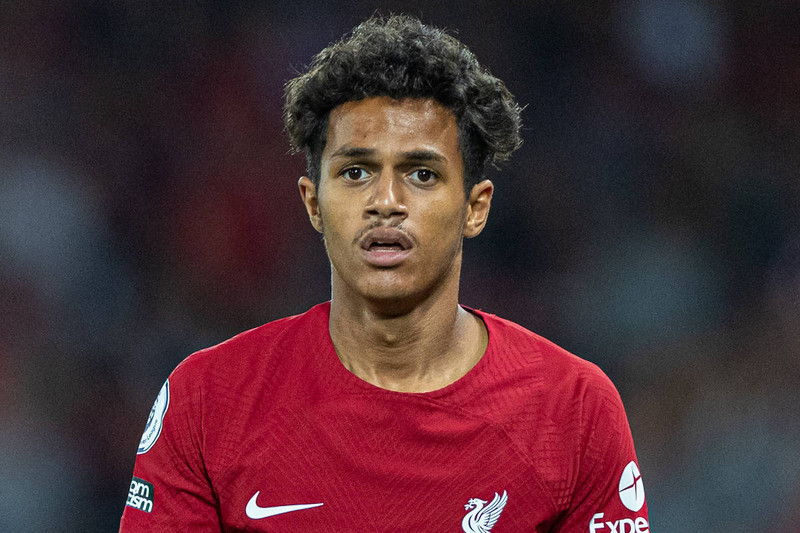 Leicester blandar sér í baráttuna um Carvalho