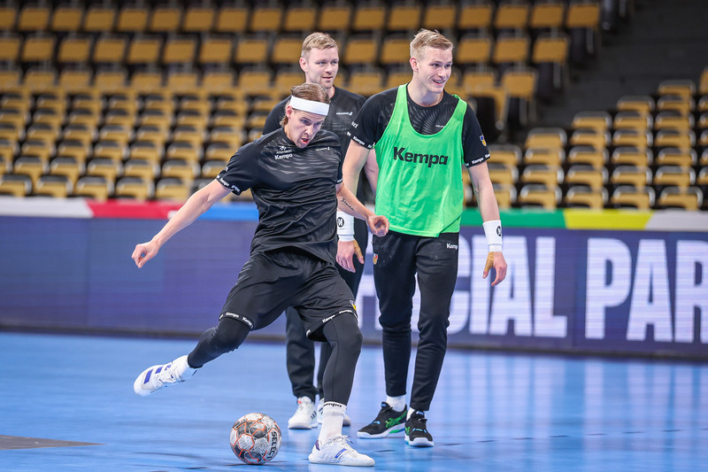 Félagar Bjarka Más vældu sig með á leikinn - „Vorum tregir út"