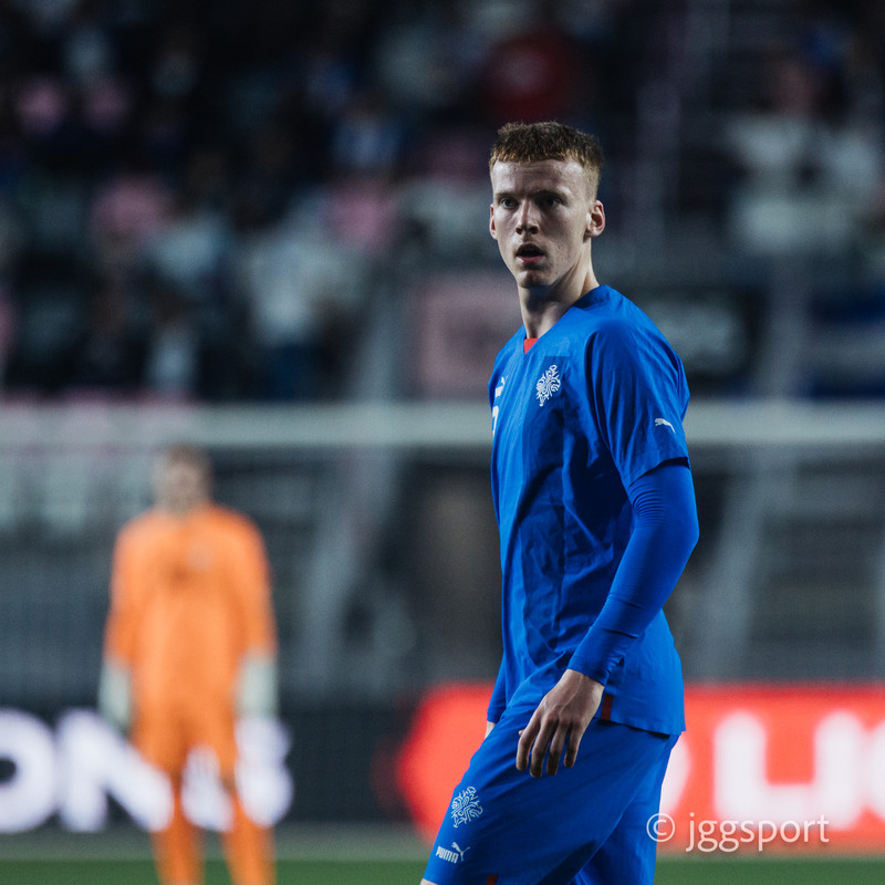 Með A-landsliðinu í janúar. Logi kom inn á í 0-2 sigri gegn Hondúras.