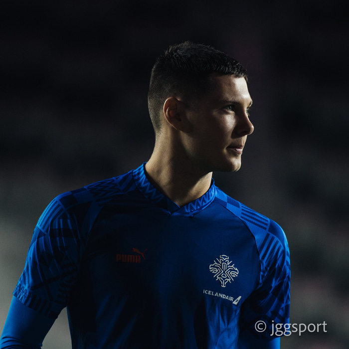 'Hann er geggjaður gaur og ógeðslega góður markvörður. Maður á rosalega auðvelt með að samgleðjast honum'