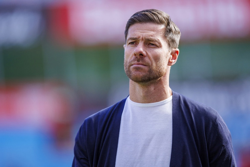 Alonso tekur ekki við Liverpool í sumar.