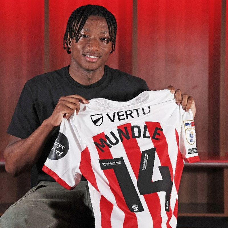 Mundle mættur til Sunderland.