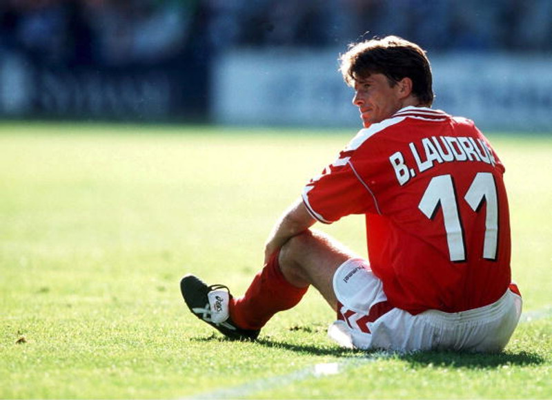Laudrup laus við krabbamein