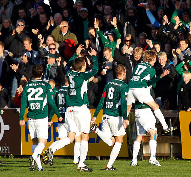 Marki fagnað árið 2010.