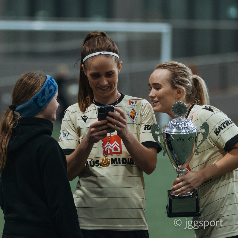 Selma Dögg Björgvinsdóttir og Erna Guðrún Magnúsdóttir.