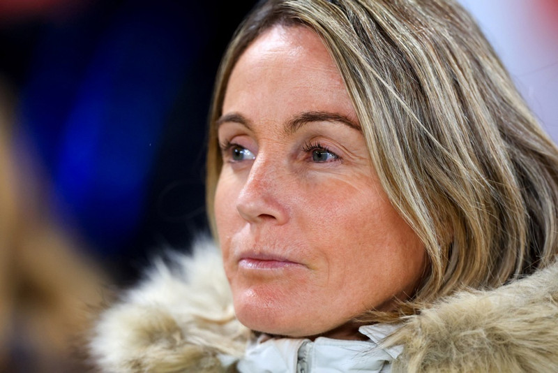Sonia Bompastor, sem er í dag stjóri Chelsea, skoraði gegn Íslandi á EM.