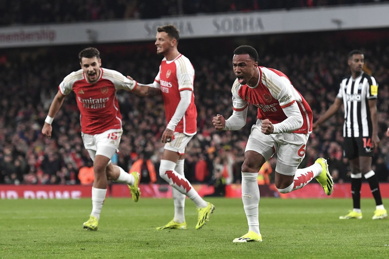 England í dag - Hvað gerir Arsenal?