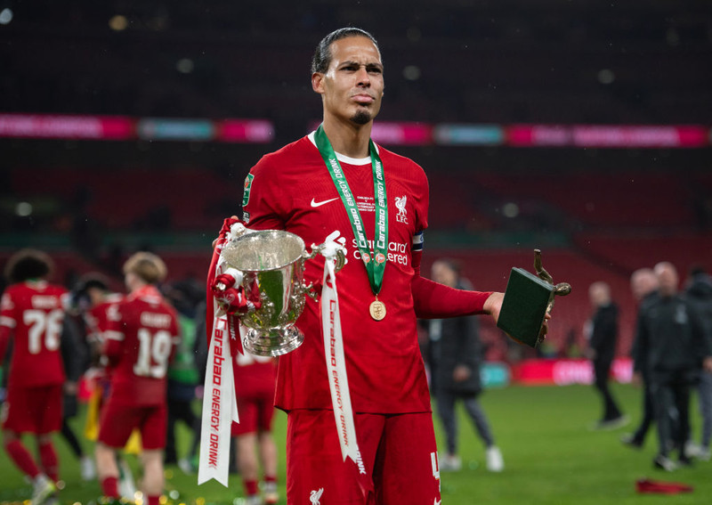 <b>Miðvörður: Virgil van Dijk (Liverpool)</b> - Steig ekki feilskref gegn Crystal Palace og hélt hæfileikaríkum sóknarleikmönnum þeirra niðri.