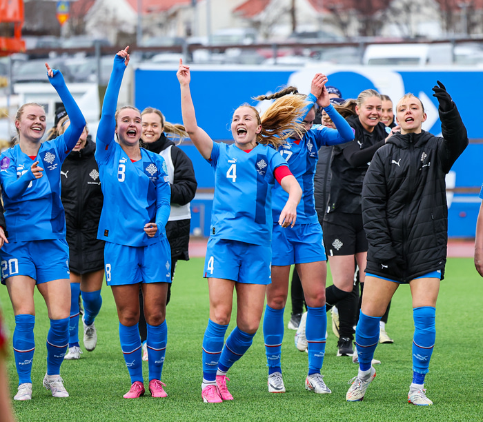 Sigrinum fagnað í dag.