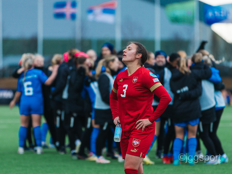 Myndaveisla frá sigri Íslands á Serbíu í gær