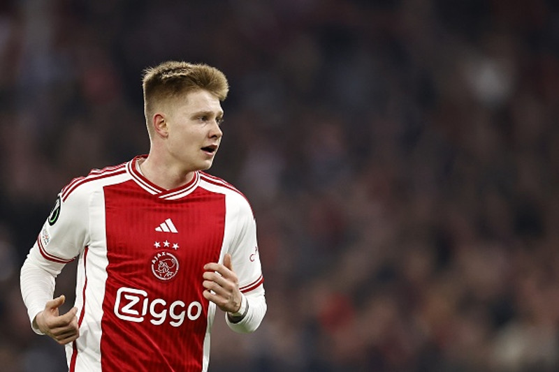 Kristian skoraði sigurmarkið fyrir Ajax.