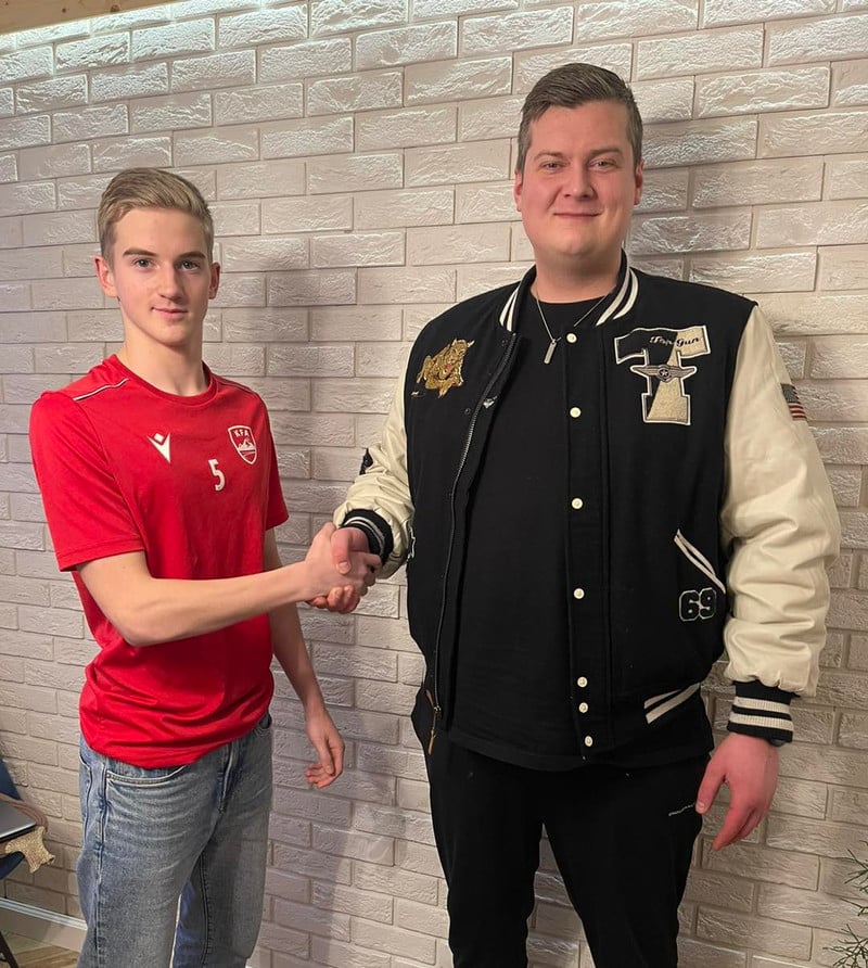 Daníel skrifaði undir samning út 2024 við KFA fyrr á þessu ári.