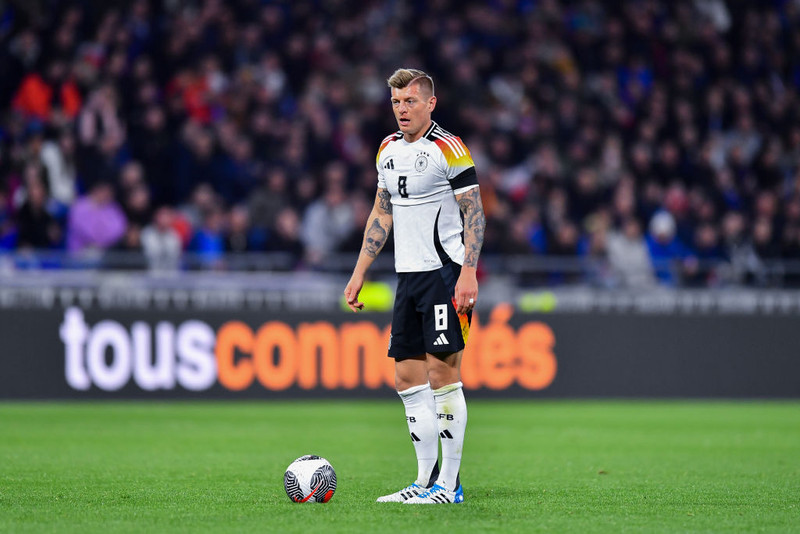 Toni Kroos mun leggja skóna á hilluna eftir mótið.
