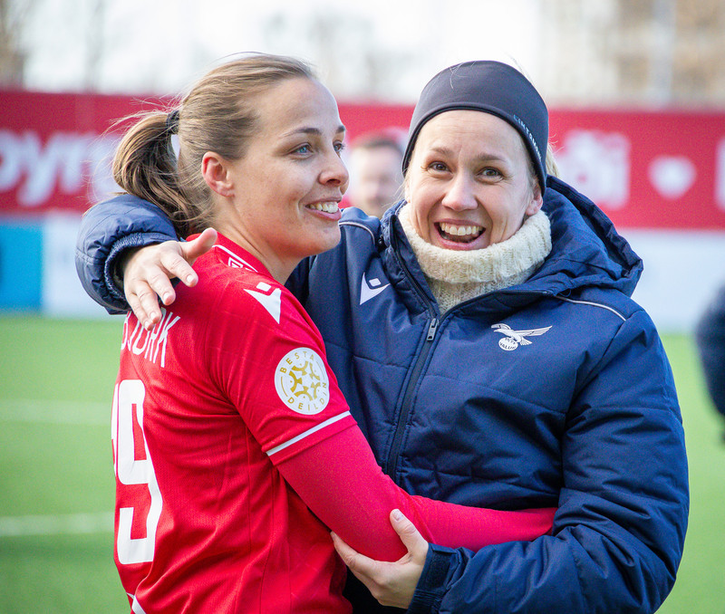 Anna Björk ekki meira með á árinu - Eignast barn eftir áramót