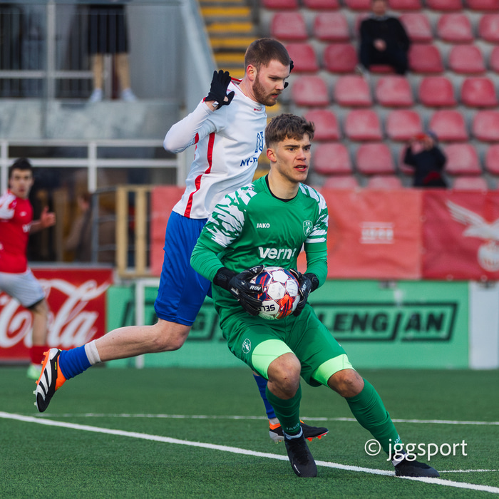 Víðir Jökull semur til tveggja ára við Þór.