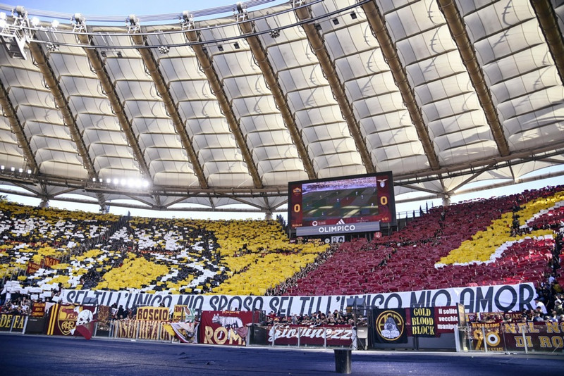 Stuðningsmenn Roma.