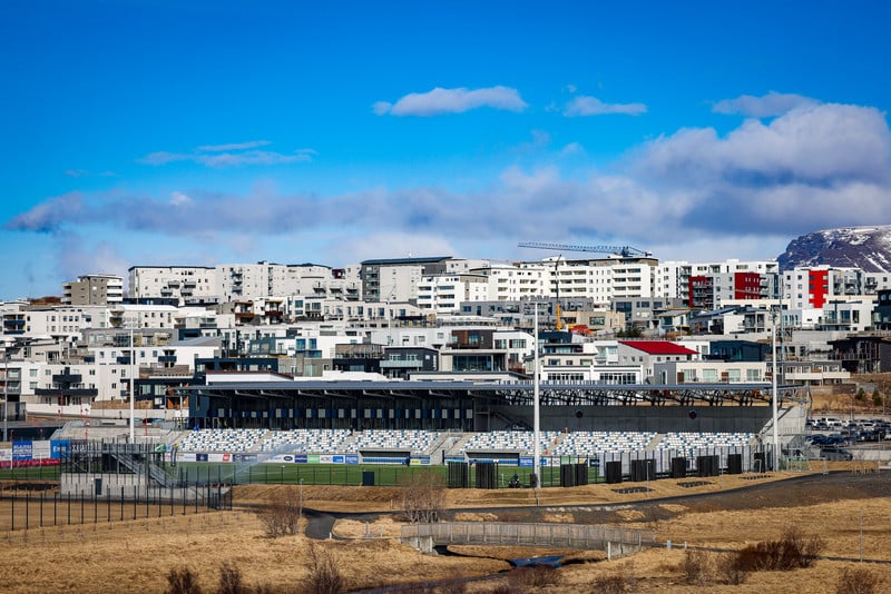 Leik Fram og Vals frestað þar sem flug Vals frá Albaníu var fellt niður