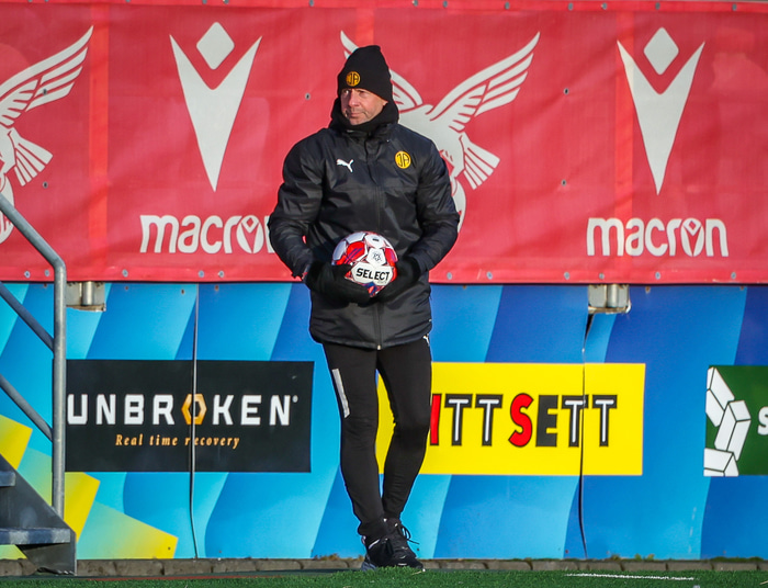 Dean Martin er í dag aðstoðarþjálfari ÍA.