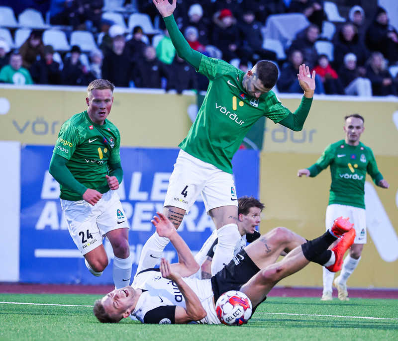 Hversu mikið átti FH að fá víti á skalanum 1-10?