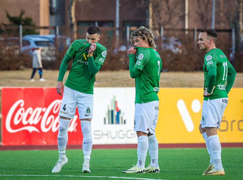 Íslandsmeistararnir urðu fyrir meiðslum í golfi en sögðu engum frá því