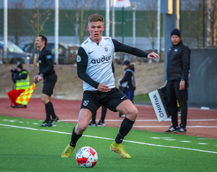 Ástbjörn er uppalinn KR-ingur en hann hefur verið í liðinu hjá FH í byrjun móts.