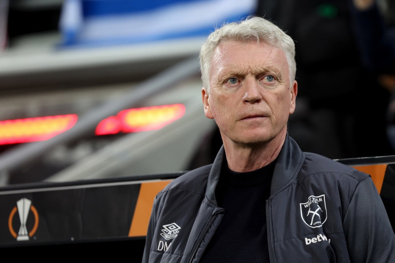 <b>David Moyes</b> - Hefur tengingu til Íslands frá því fyrir mörgum árum þegar hann kom til ÍBV sem ungur drengur. Gæti hann snúið aftur? Er án starfs en hann er orðaður við Leicester.
