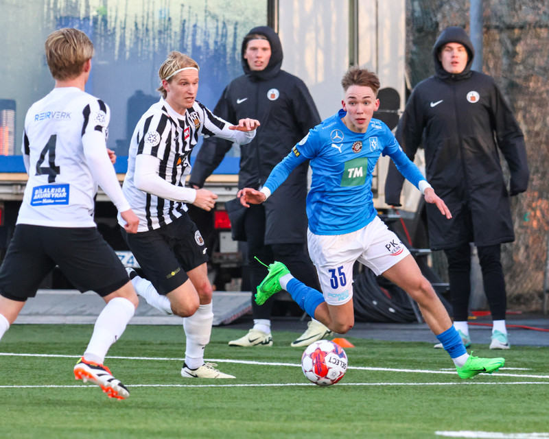 Myndaveisla: KR á toppnum eftir sigur á Stjörnunni