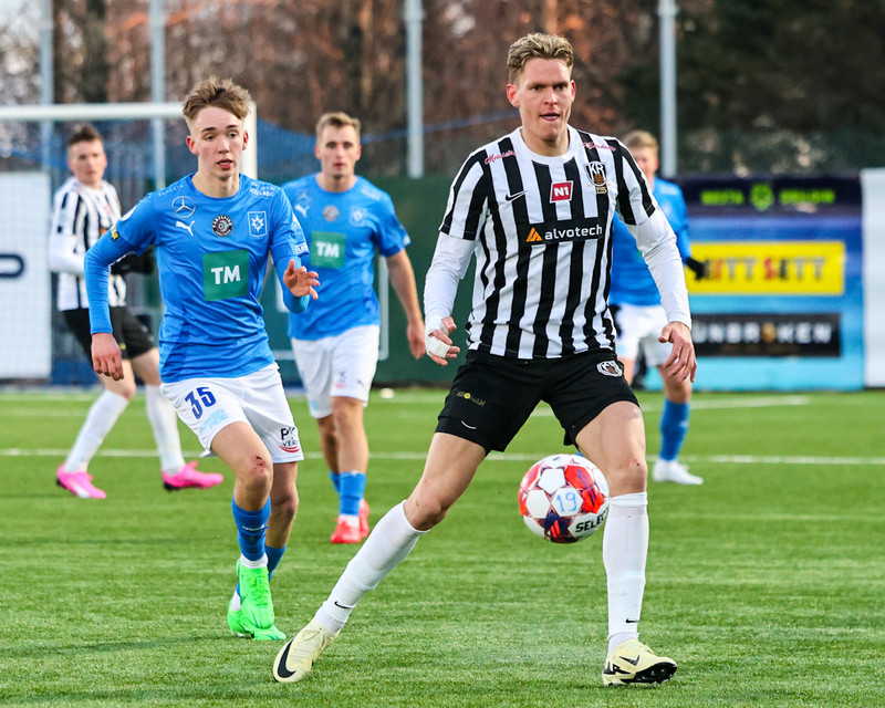 Myndaveisla: KR á toppnum eftir sigur á Stjörnunni