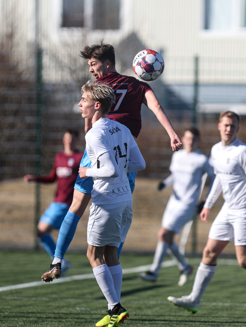 Myndaveisla: ÍR burstaði KV og komst áfram