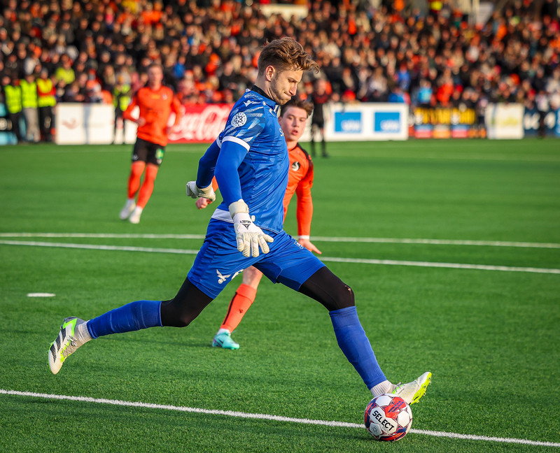 <b>Sterkasta lið 2. umferðar</b> - Hefur varið helming vítanna