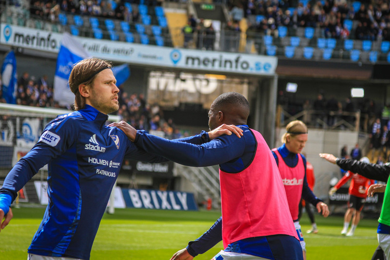 Arnór Ingvi með fyrirliðabandið í tapi