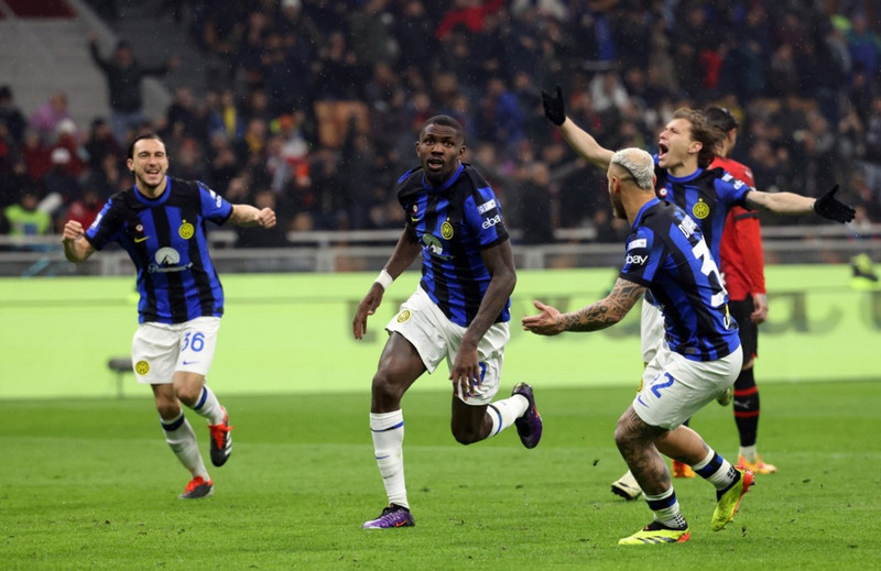 Ítalía: Inter meistari eftir sigur í grannaslagnum
