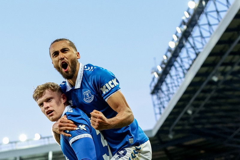 England: Everton vann Merseyside slaginn - Man Utd kom til baka gegn Sheffield