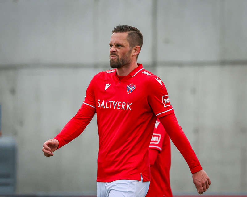 Gylfi fer í Mosó.