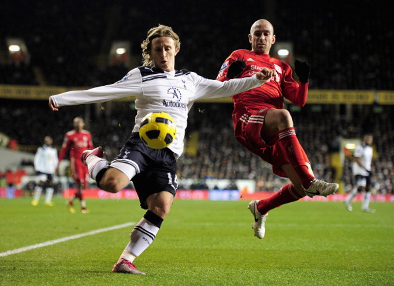 Luka Modric skoraði í síðasta sigri Tottenham á Anfield.