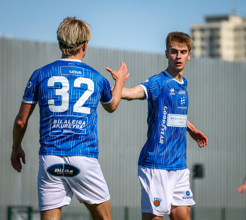 Fram í viðræðum við Esbjerg