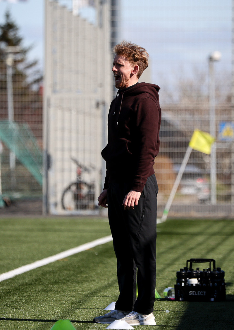 Chris Brazell: Allir geta unnið alla