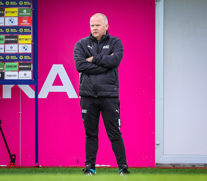 Erlendur Eiríksson var fjórði dómari í dag.