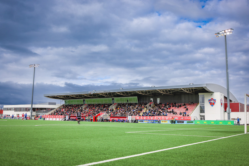 Valsmönnum hótað af gestunum frá Albaníu - Lögregla kölluð til