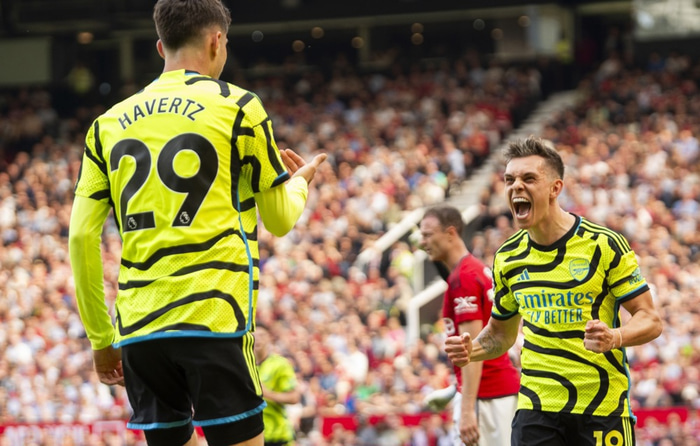 Havertz og Trossard fagna markinu