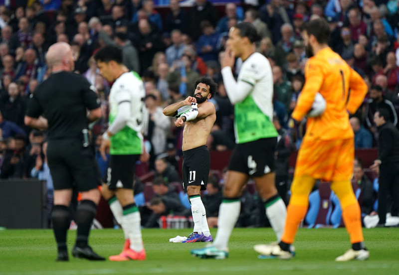 England: Varamaðurinn Durán bjargaði stigi fyrir Villa - Tottenham getur blandað sér í baráttuna