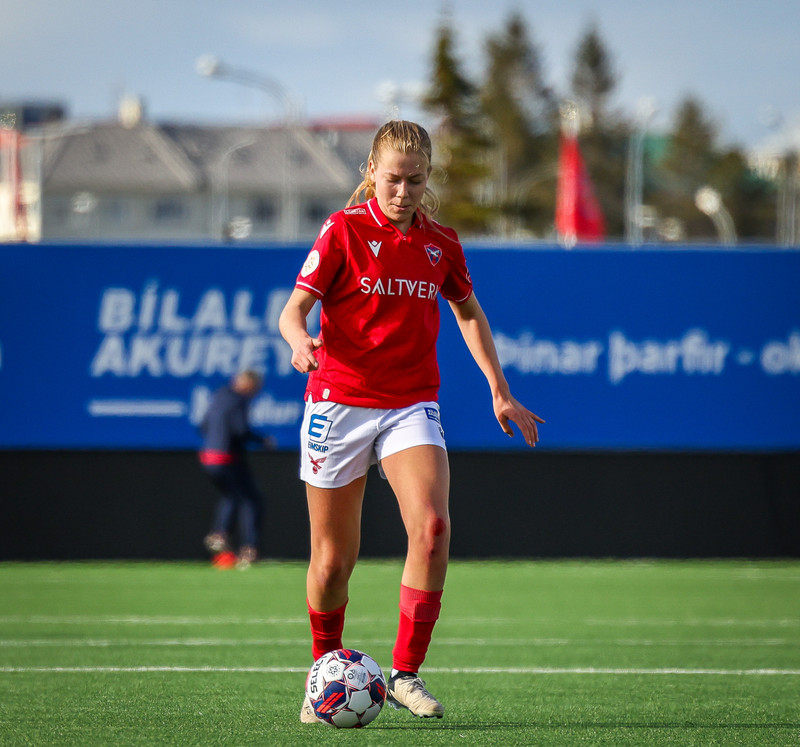 Amanda Andradóttir.