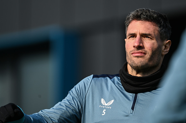 Fabian Schär er mikilvægur fyrir varnarlínu Newcastle.